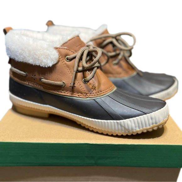 JBU Shoes - JBU by Jambu Maria Waterproof Fur Lined Snow Boot Women’s Size 9 NEW in Box!